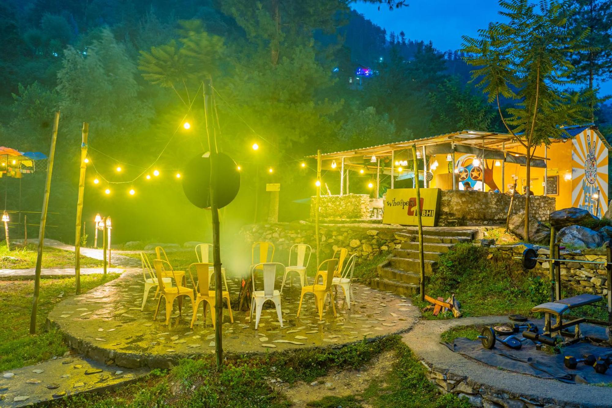 Whoopers Boutique Resort Jibhi 외부 사진