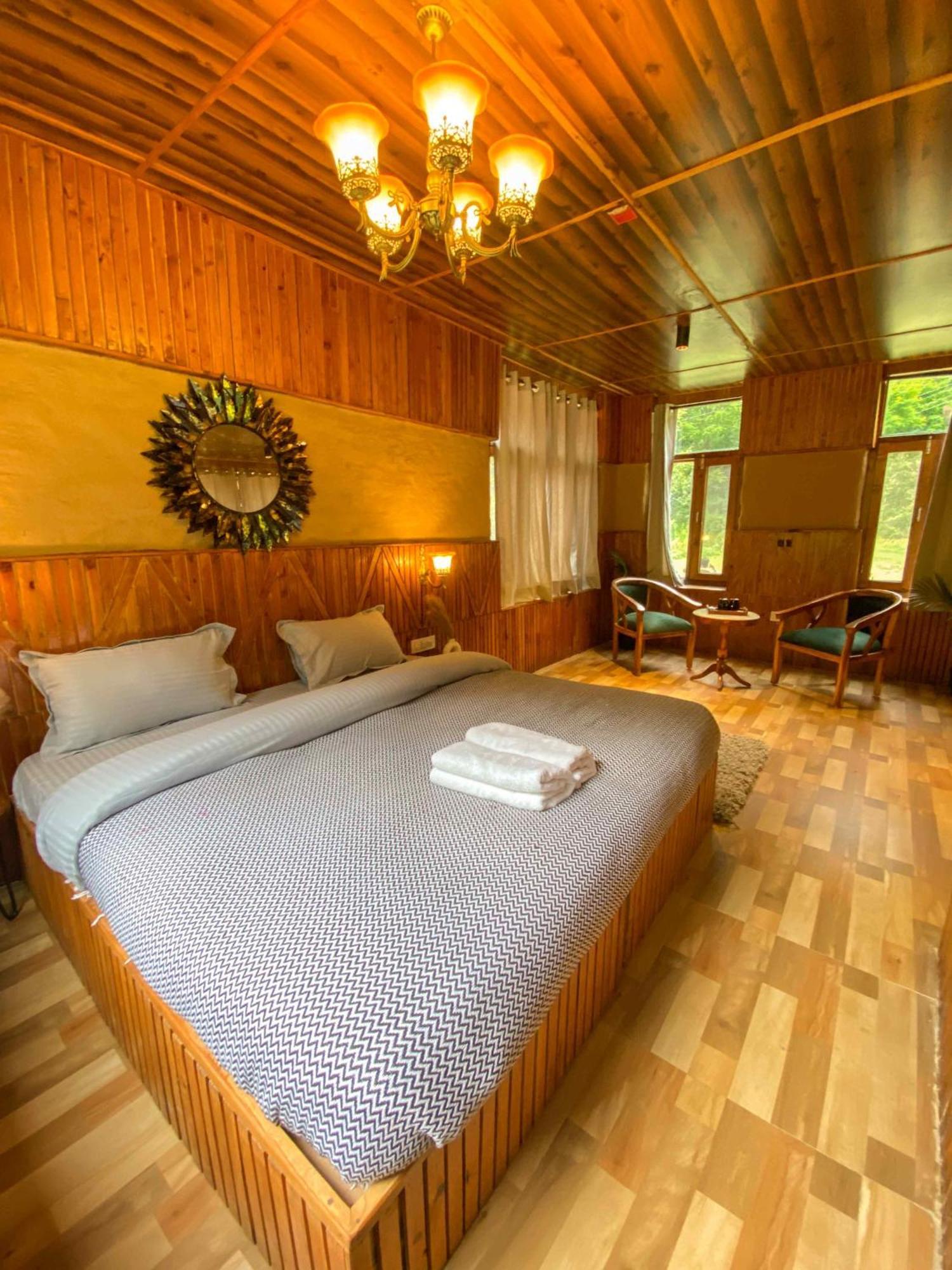 Whoopers Boutique Resort Jibhi 외부 사진